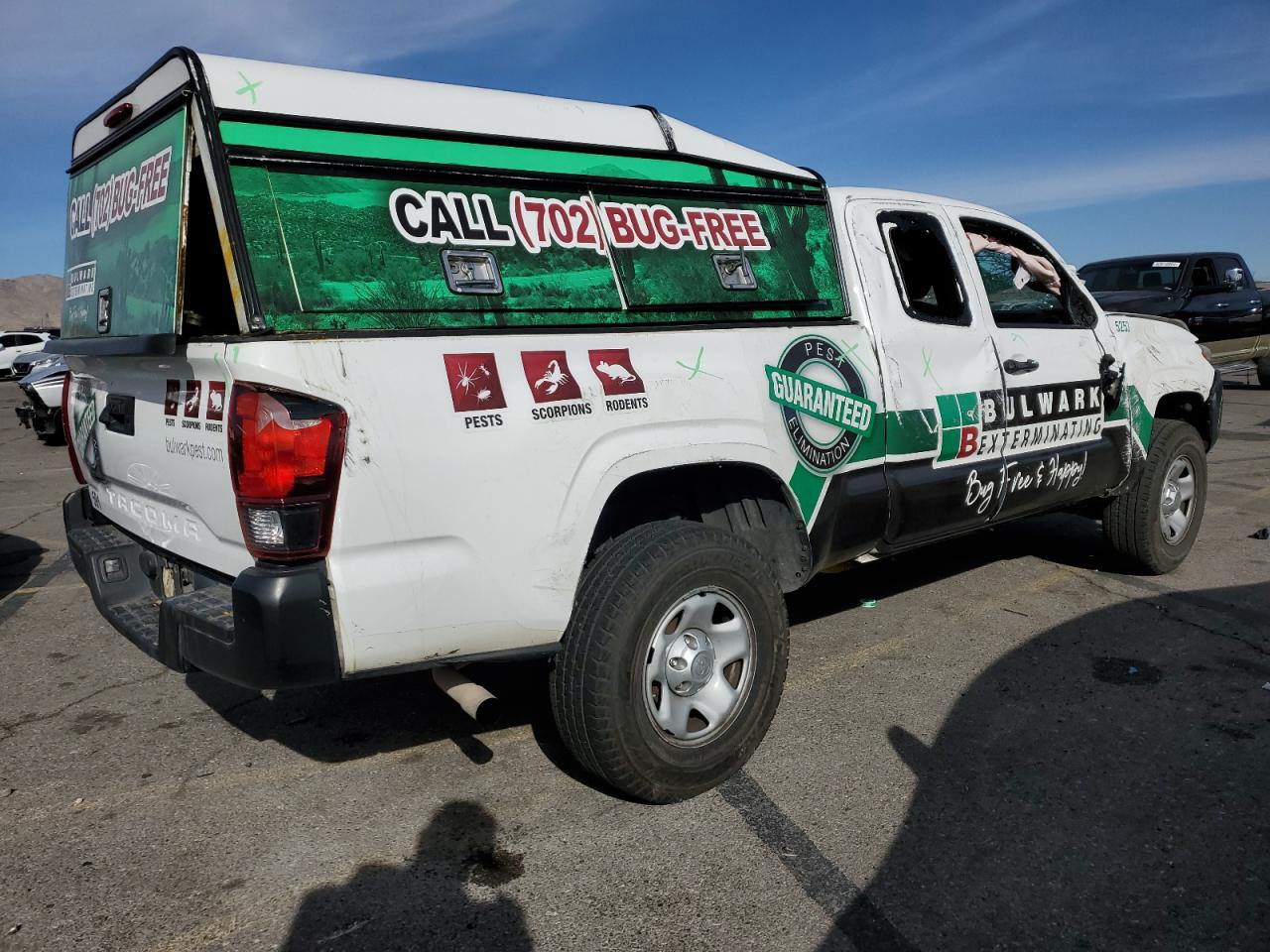 2019 Toyota Tacoma VIN 5TFRX5GN6KX142767 Copart auction photo, all over damage thumbnail 3