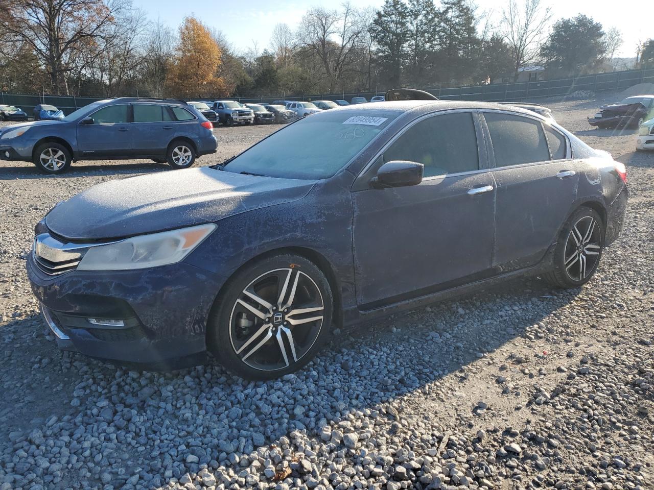 2017 Honda Accord VIN 1HGCR2F55HA268955