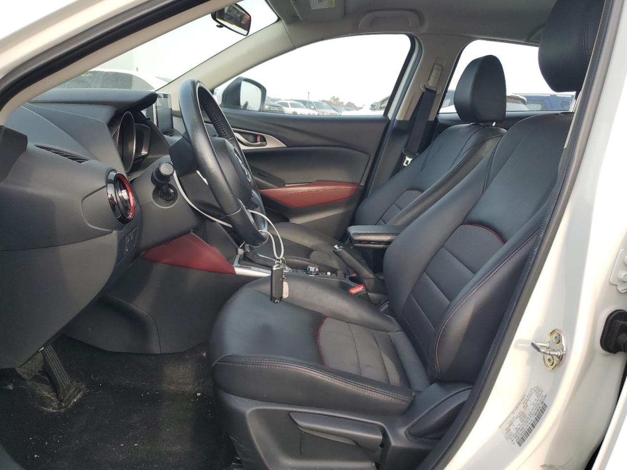 2017 Mazda CX-3 VIN JM1DKFC73H0156018 Copart auction photo, side / front end damage thumbnail 7