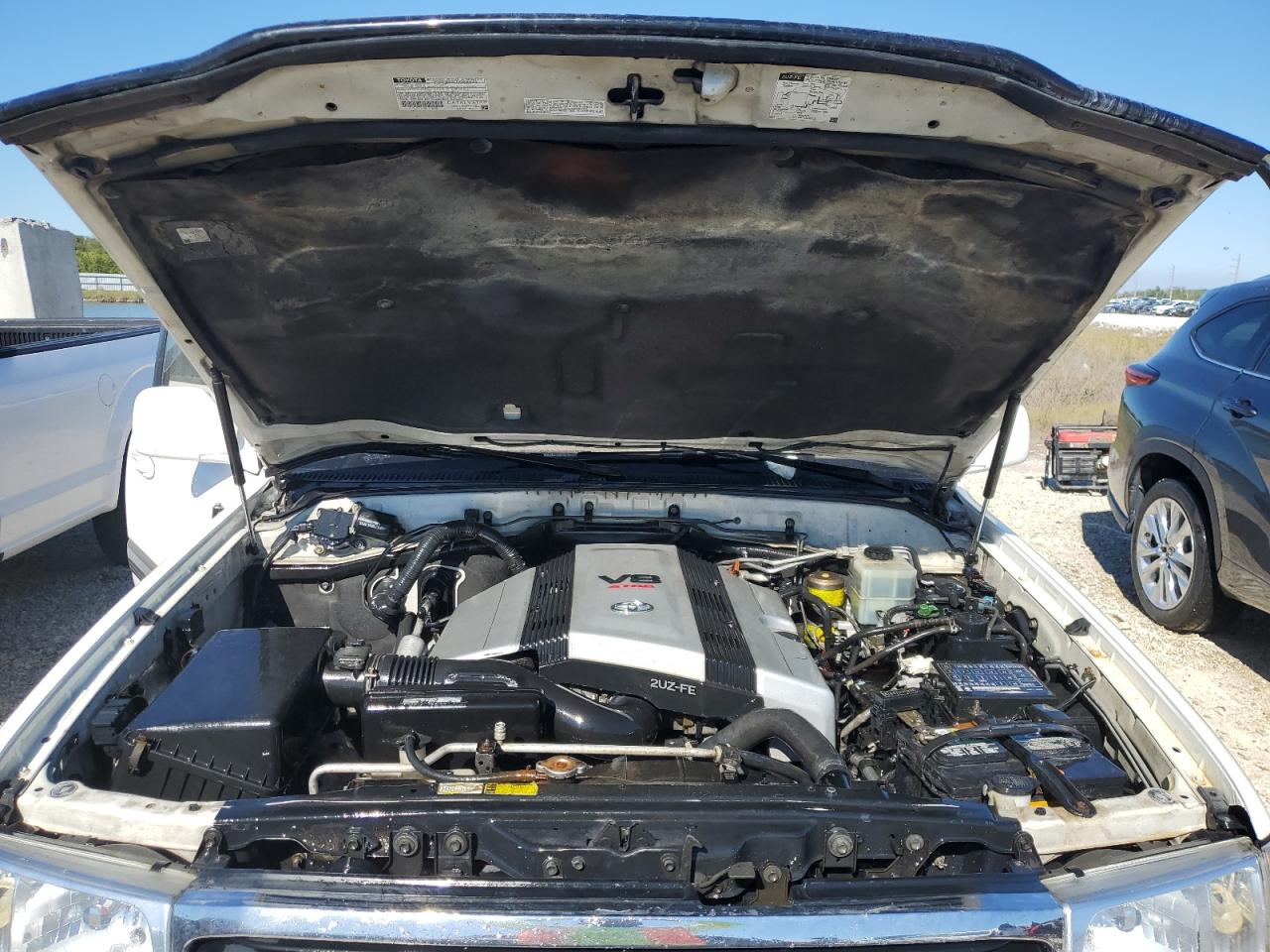 2001 Toyota Land Cruiser VIN JTEHT05J912001418 Copart auction photo, water/flood damage thumbnail 12