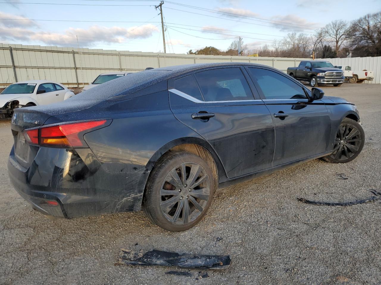 2020 Nissan Altima VIN 1N4BL4CVXLC128401 Copart auction photo, front end / undercarriage damage thumbnail 3