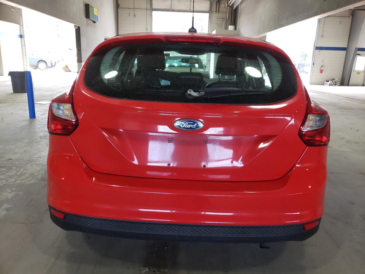 2014 Ford Focus VIN 1FADP3K25EL333416 Copart auction photo, front end damage thumbnail 6