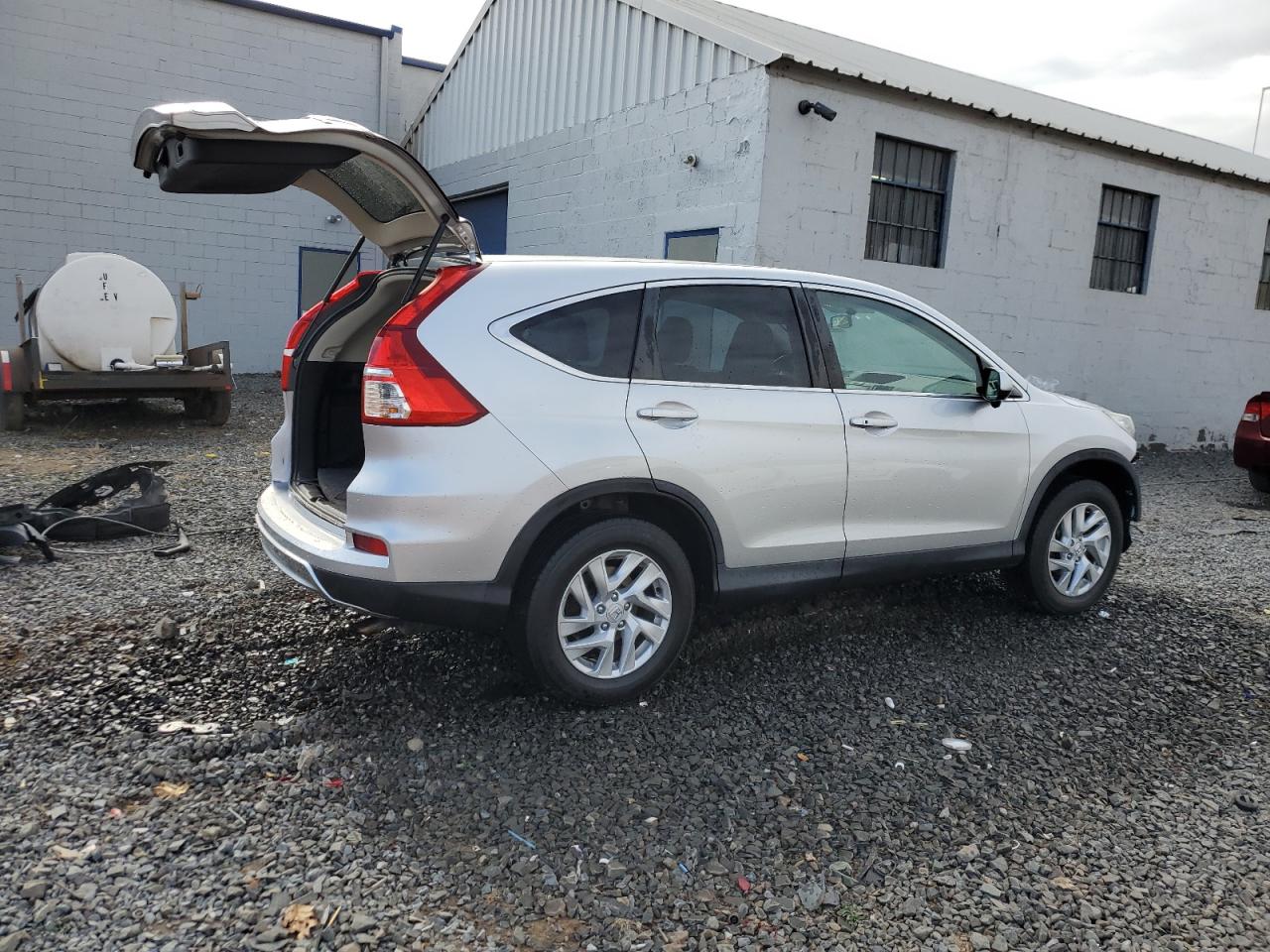 2016 Honda CR-V VIN 2HKRM4H58GH635077 Copart auction photo, front end damage thumbnail 3