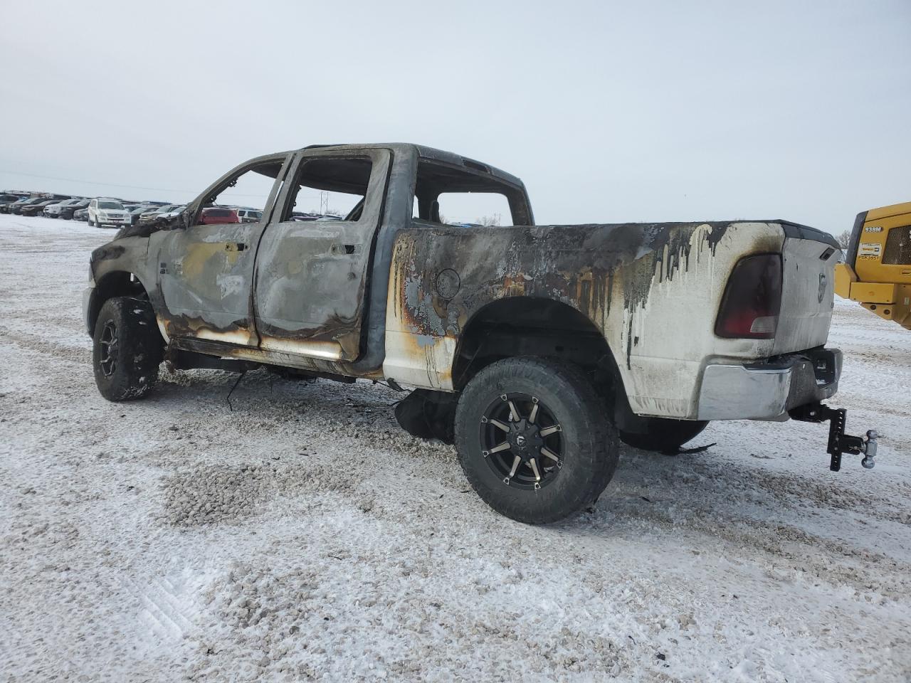 2015 RAM 2500 VIN 3C6UR5CL7FG569093 Copart auction photo, burn / undercarriage damage thumbnail 2