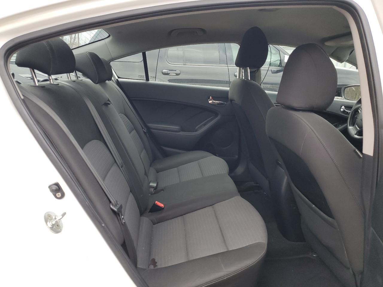 2015 KIA Forte VIN KNAFX4A68F5428200 Copart auction photo, front end damage thumbnail 10