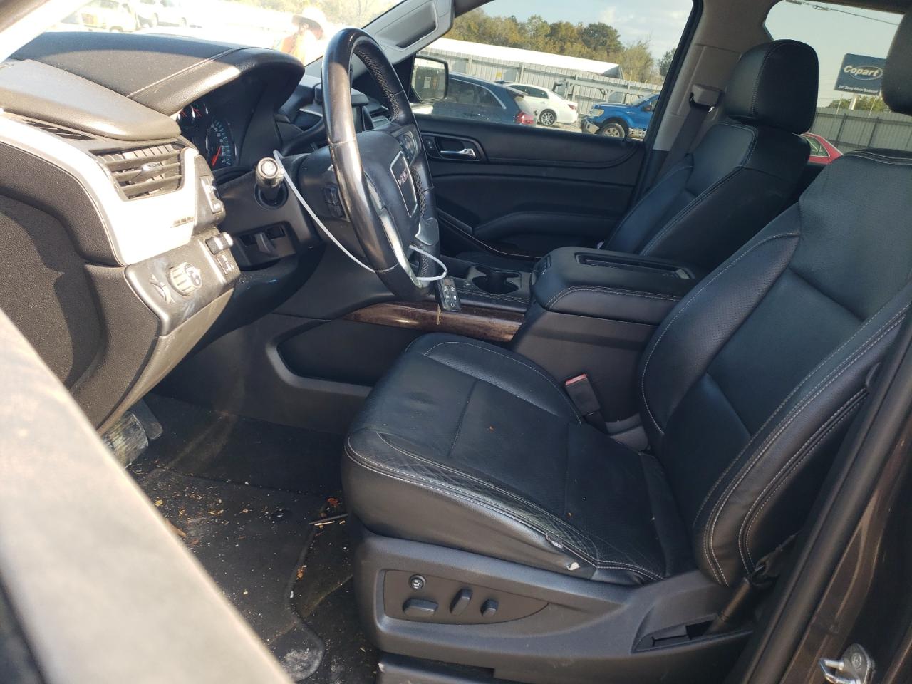 2018 GMC Yukon VIN 1GKS1AKC6JR321643 Copart auction photo, front end damage thumbnail 7