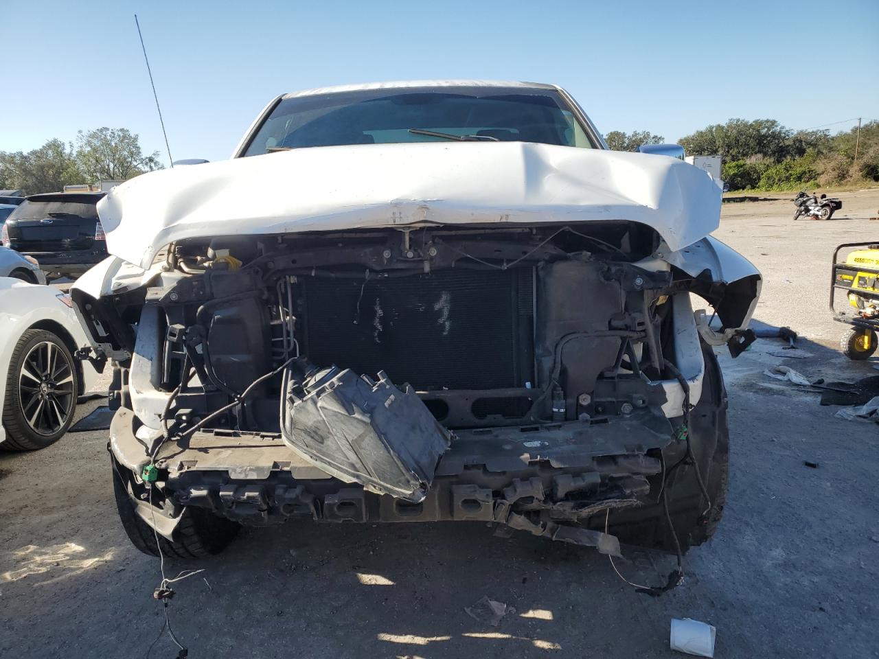 2013 RAM 1500 VIN 1C6RR6FT4DS588293 Copart auction photo, front end damage thumbnail 5
