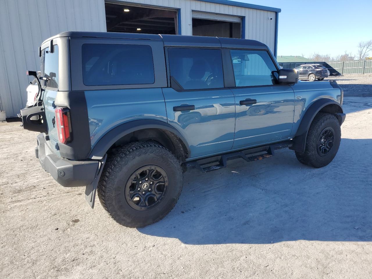 2022 Ford Bronco VIN 1FMEE5DPXNLB41865 Copart auction photo, side damage thumbnail 3