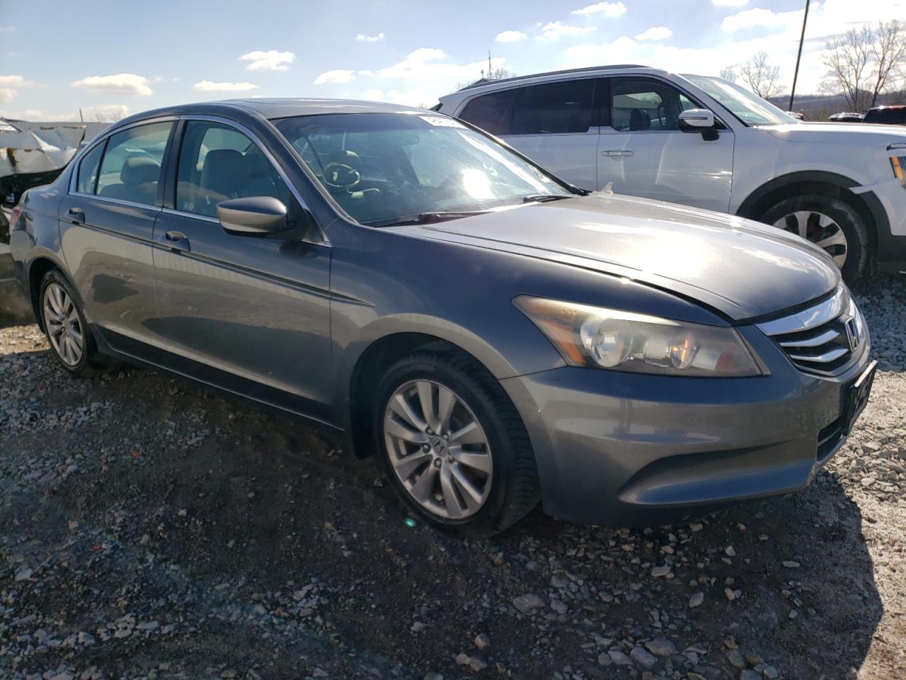 2011 Honda Accord VIN 1HGCP2F8XBA151931 Copart auction photo, side / front end damage thumbnail 4