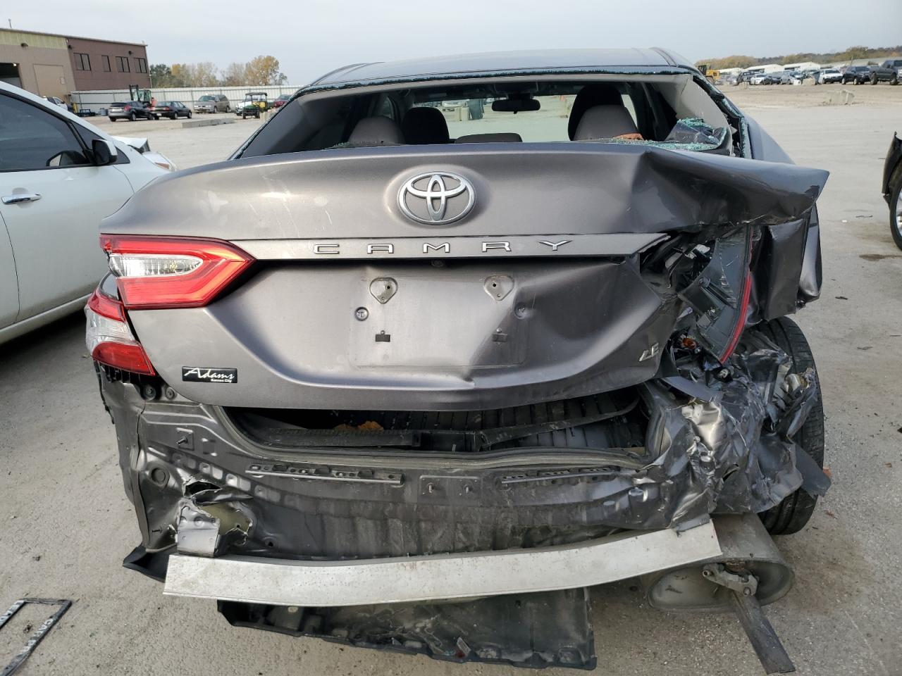 2018 Toyota Camry VIN 4T1B11HK4JU637173 Copart auction photo, rear end / front end damage thumbnail 6