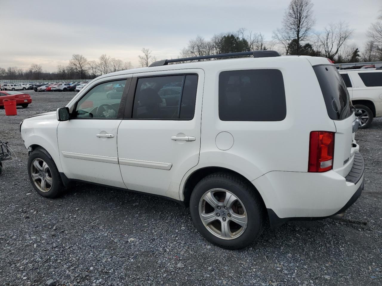 2015 Honda Pilot VIN 5FNYF4H51FB046309 Copart auction photo, front end / minor dent/scratches damage thumbnail 2