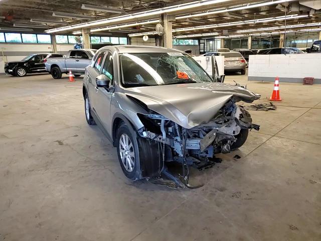 2013 Mazda CX-5 VIN JM3KE2CE7D0102681 Copart auction photo, front end / minor dent/scratches damage thumbnail 11