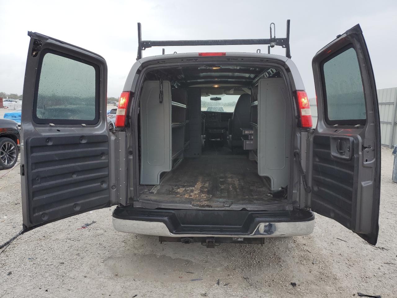 2012 GMC Savana VIN 1GTS7AF48C1112497 Copart auction photo, front end damage thumbnail 6