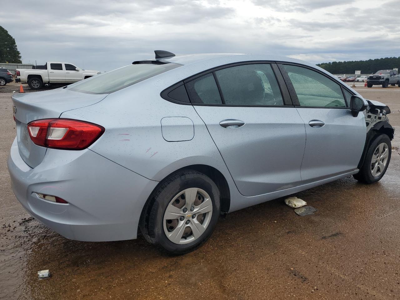 2018 Chevrolet Cruze VIN 1G1BC5SM1J7197663 Copart auction photo, front end / mechanical damage thumbnail 3