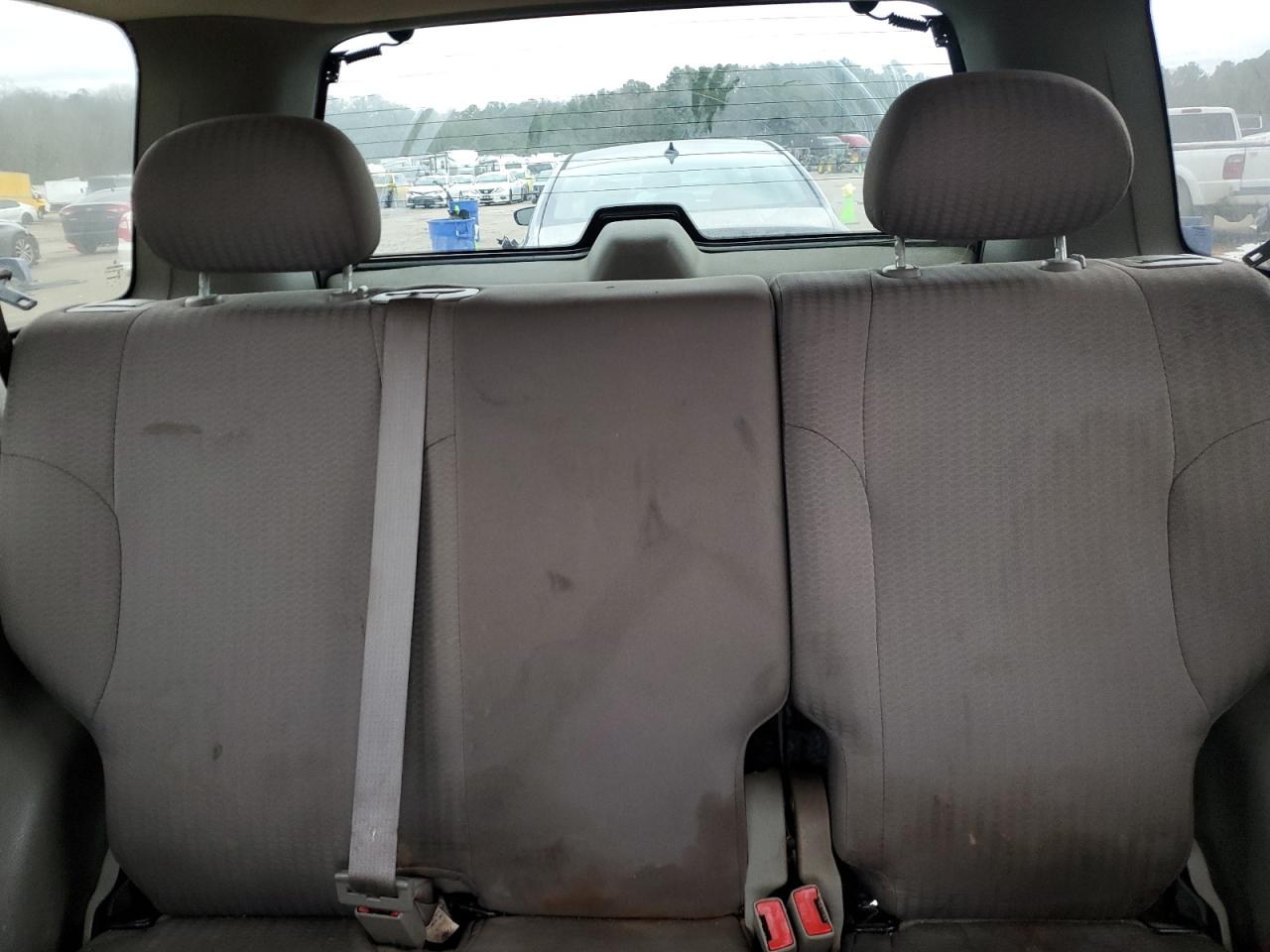 2003 Jeep Liberty (North America) VIN 1J4GK48K73W730795 Copart auction photo, normal wear / minor dent/scratches damage thumbnail 10