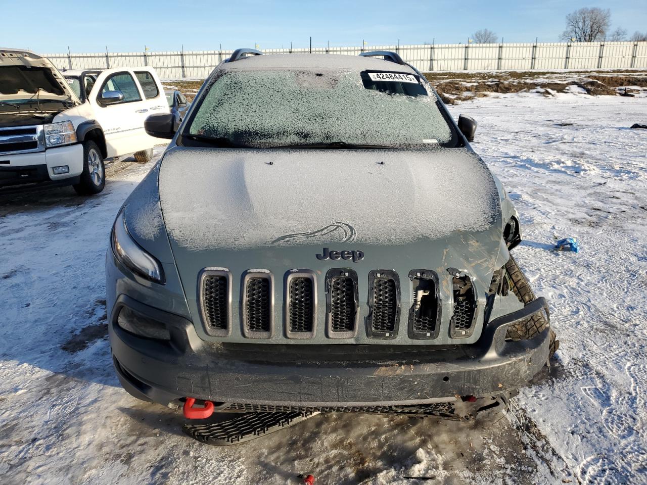 2015 Jeep Cherokee VIN 1C4PJMBS5FW538426 Copart auction photo, front end damage thumbnail 5