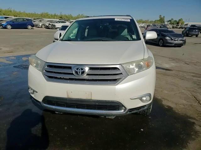 2011 Toyota Highlander VIN 5TDZK3EH7BS038987 Copart auction photo, rear end / side damage thumbnail 12