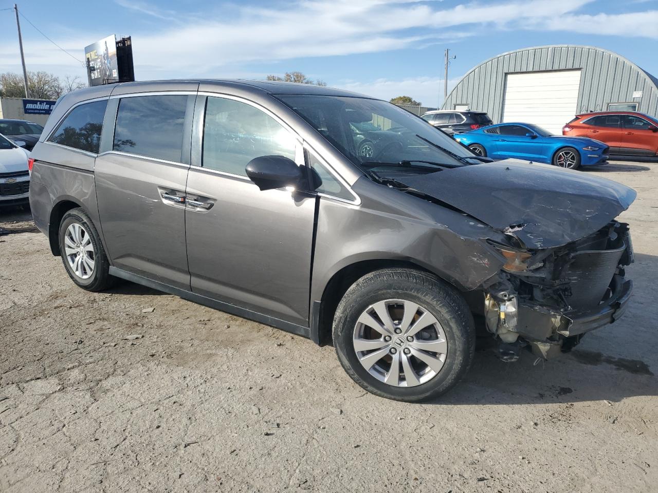 2017 Honda Odyssey VIN 5FNRL5H62HB004925 Copart auction photo, front end damage thumbnail 4