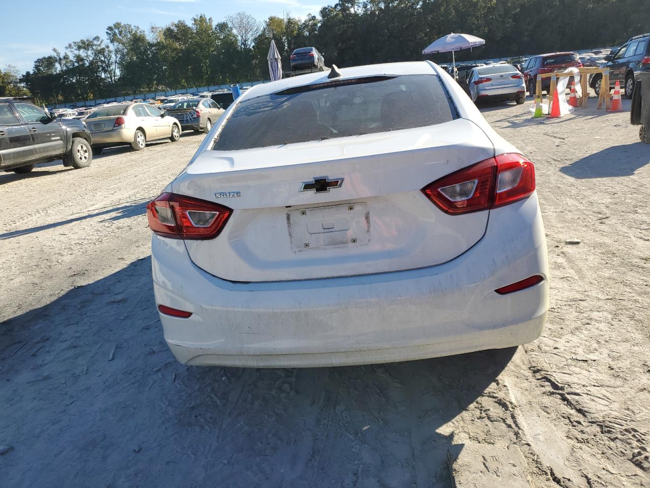 2019 Chevrolet Cruze VIN 1G1BC5SM4K7149978 Copart auction photo, mechanical / front end damage thumbnail 6