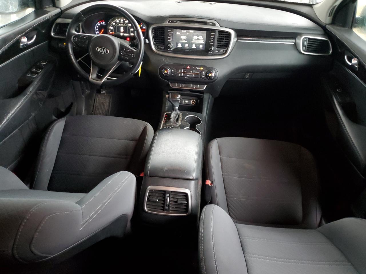 2017 KIA Sorento VIN 5XYPGDA57HG242186 Copart auction photo, all over damage thumbnail 8