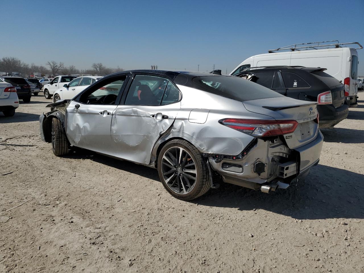 2018 Toyota Camry VIN 4T1B61HK5JU153403 Copart auction photo, side / all over damage thumbnail 2