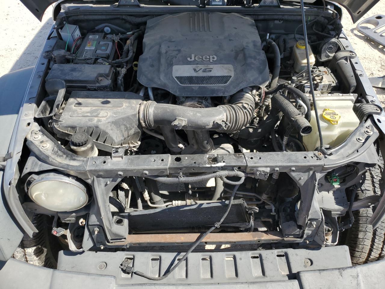 2014 Jeep Wrangler VIN 1C4AJWAGXEL102945 Copart auction photo, front end / minor dent/scratches damage thumbnail 12