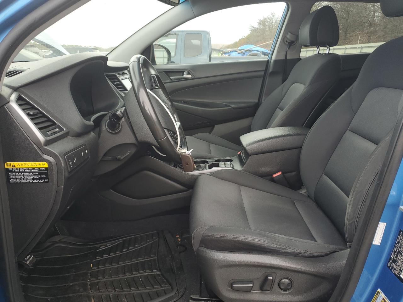 2017 Hyundai Tucson VIN KM8J3CA22HU555495 Copart auction photo, front end / minor dent/scratches damage thumbnail 7