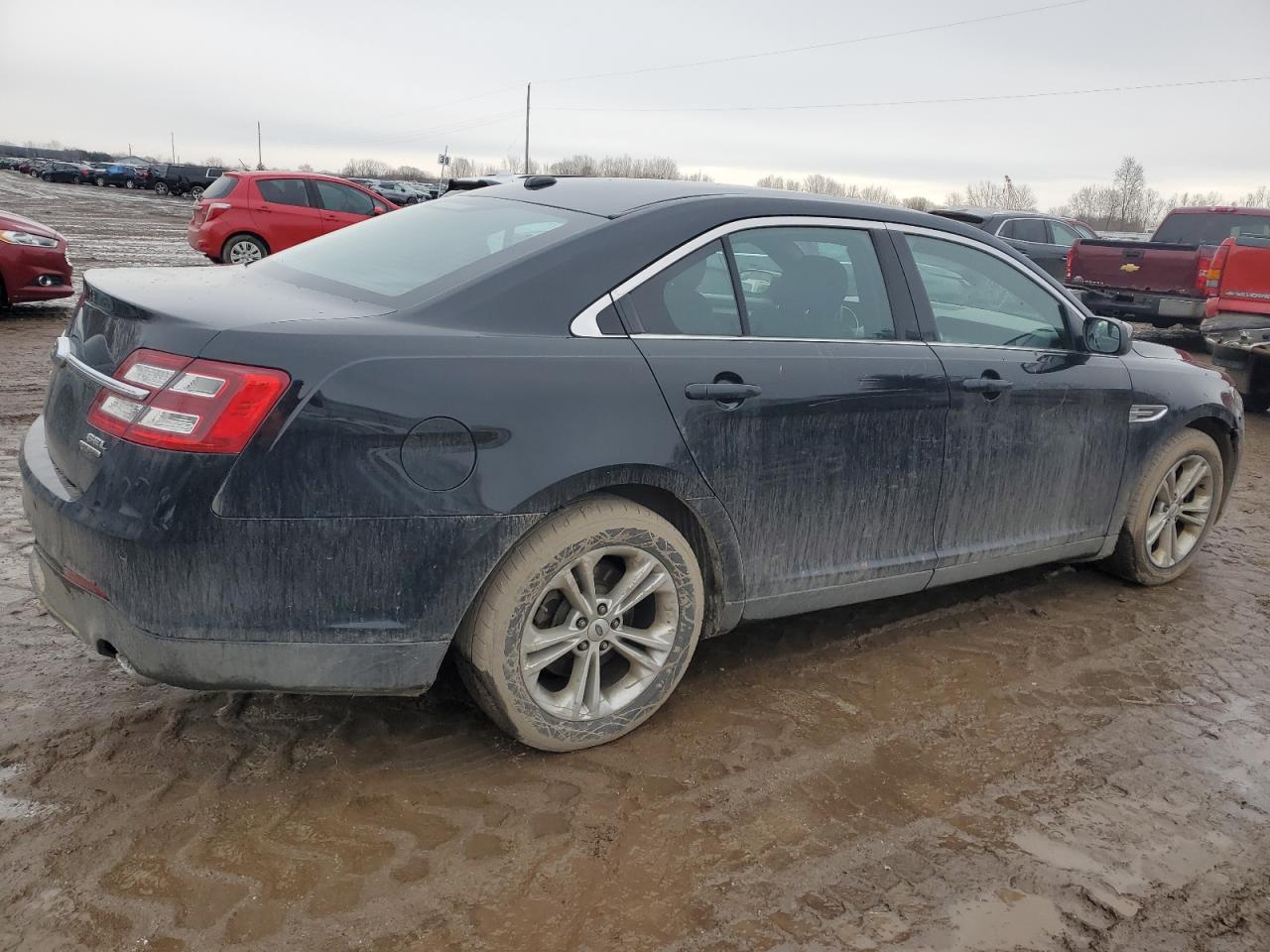 2016 Ford Taurus VIN 1FAHP2E82GG153706 Copart auction photo, front end / minor dent/scratches damage thumbnail 3