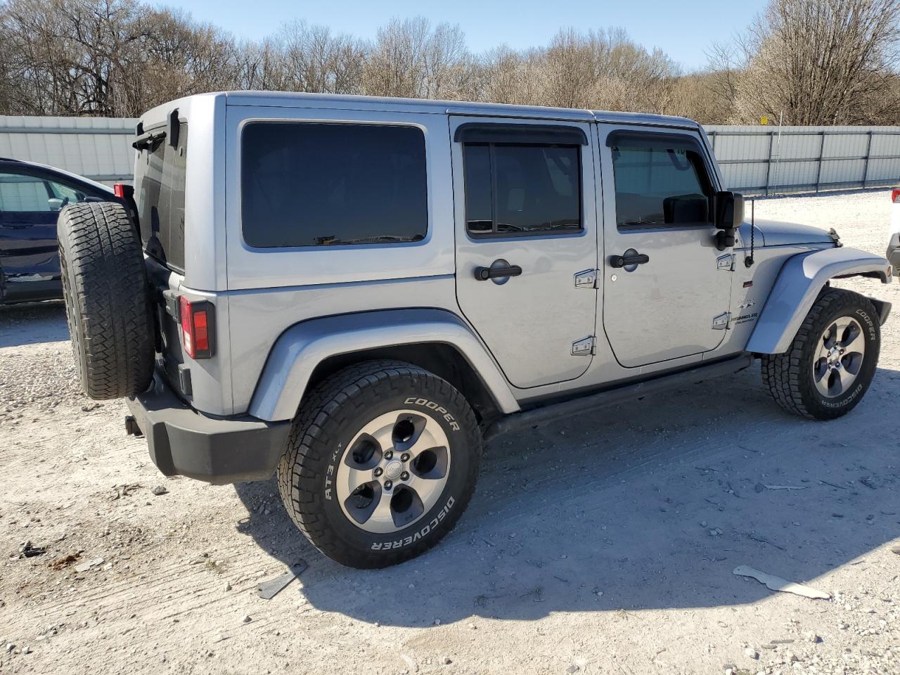 2016 Jeep Wrangler VIN 1C4BJWEG3GL265518 Copart auction photo, front end damage thumbnail 3