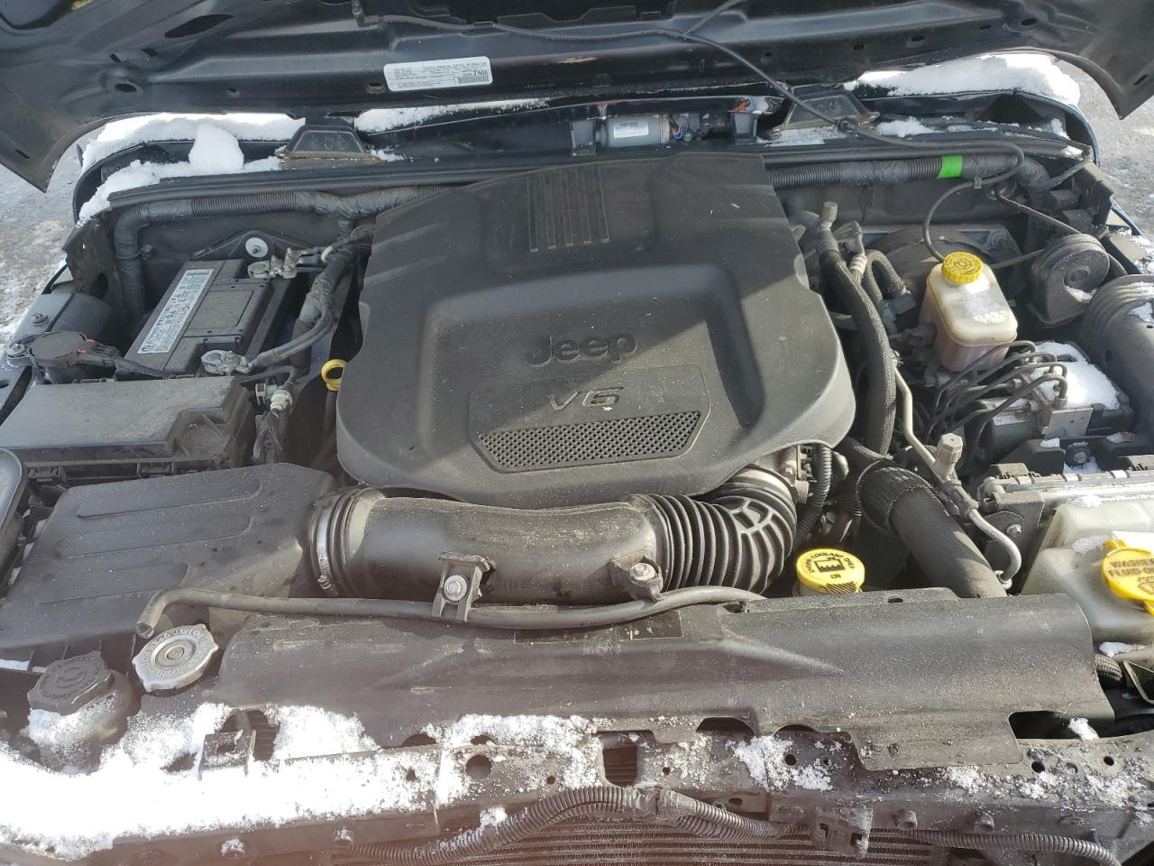 2018 Jeep Wrangler VIN 1C4BJWDG4JL820551 Copart auction photo, front end damage thumbnail 12