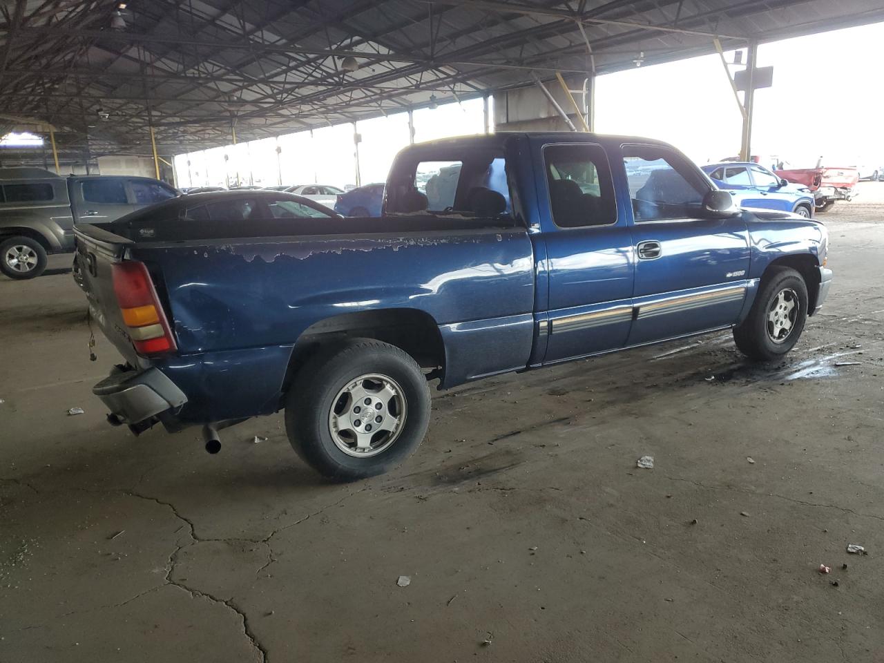 2001 Chevrolet Silverado VIN 1GCEC19T81Z197335 Copart auction photo, rear end damage thumbnail 3