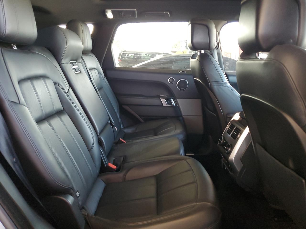 2018 Land Rover Range Rover VIN SALWR2RE7JA185985 Copart auction photo, water/flood / front end damage thumbnail 11