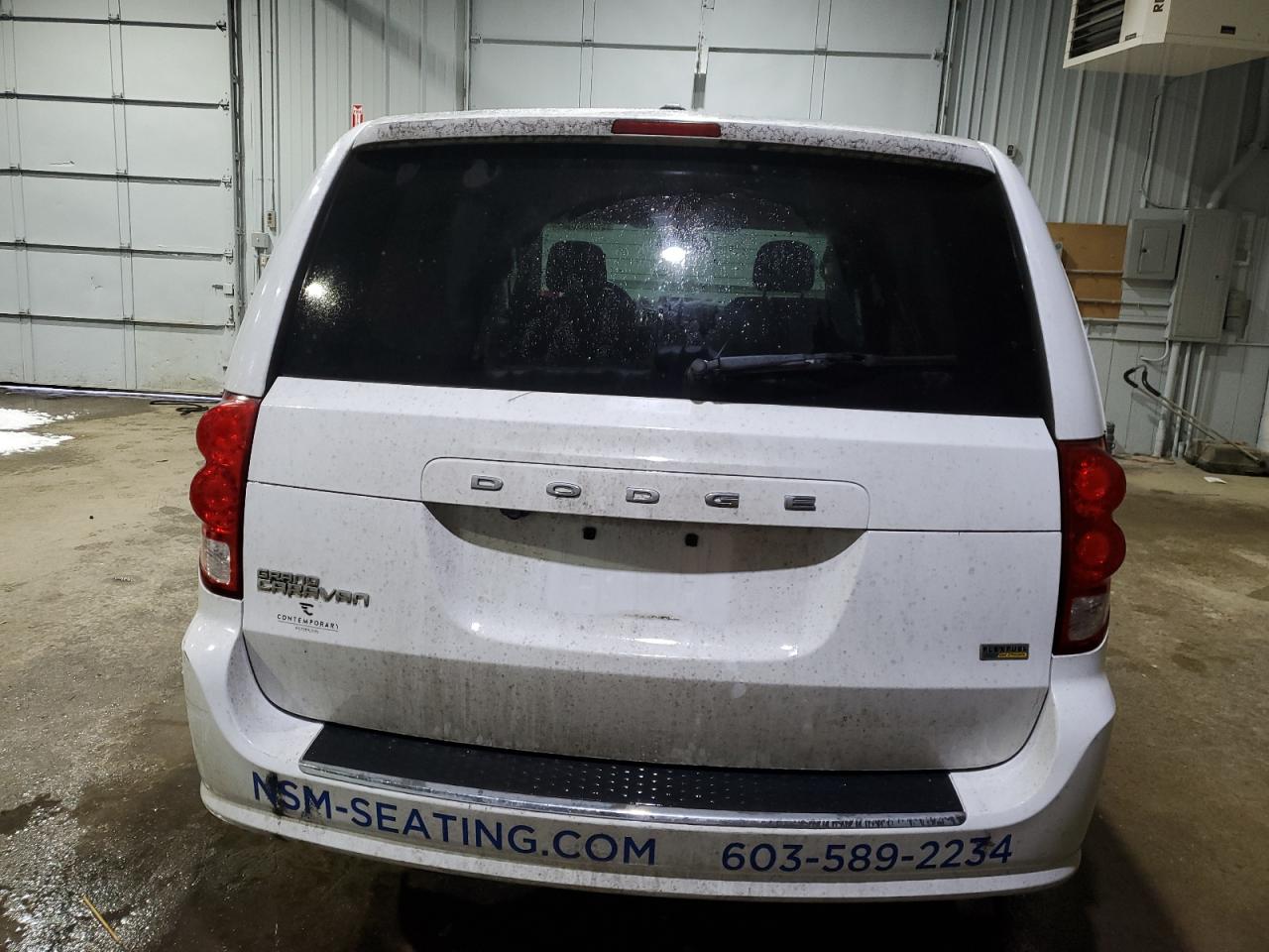2019 Dodge Caravan VIN 2C4RDGBG3KR649430 Copart auction photo, normal wear damage thumbnail 6