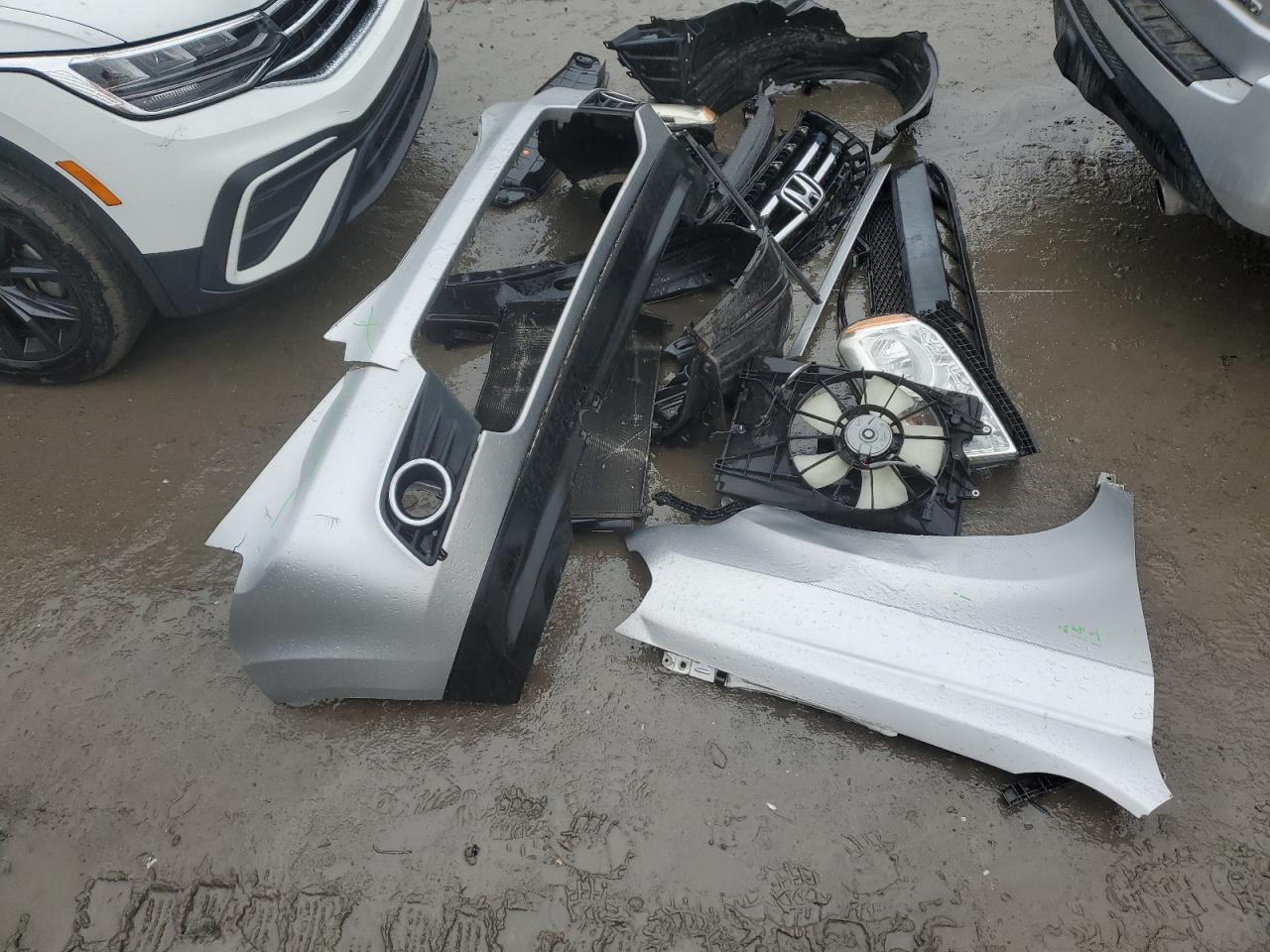 2015 Honda Pilot VIN 5FNYF4H55FB021624 Copart auction photo, front end damage thumbnail 13