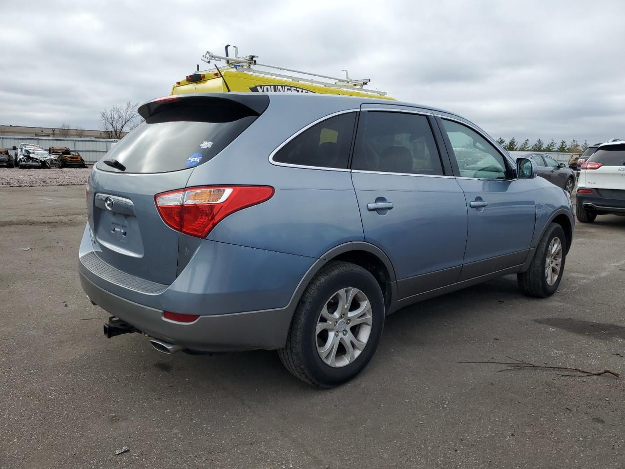 2008 Hyundai Veracruz VIN KM8NU13C88U029428 Copart auction photo, normal wear damage thumbnail 3