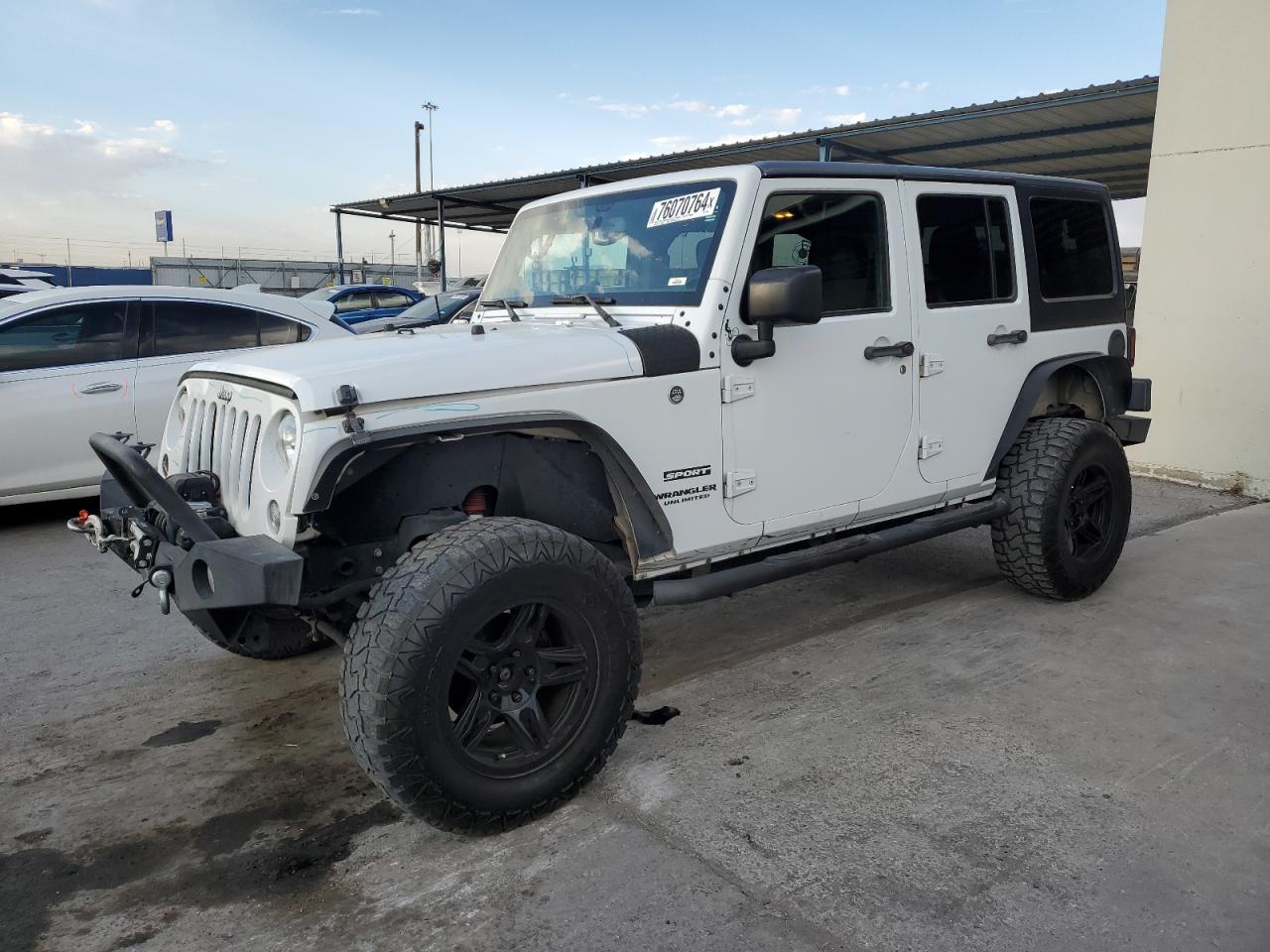 2016 Jeep Wrangler VIN 1C4HJWDG5GL219197