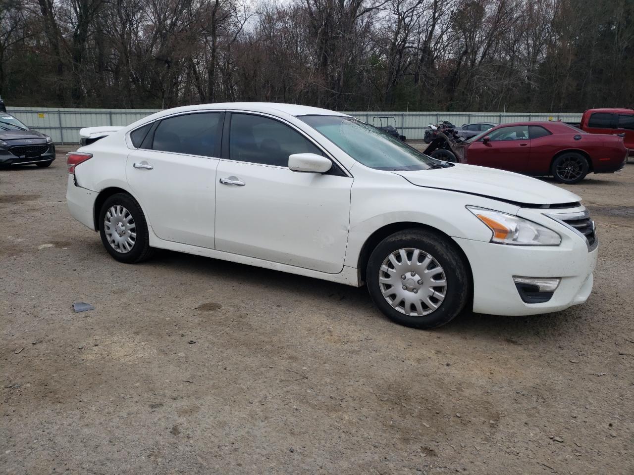 2015 Nissan Altima VIN 1N4AL3AP8FN385527 Copart auction photo, rear end damage thumbnail 4
