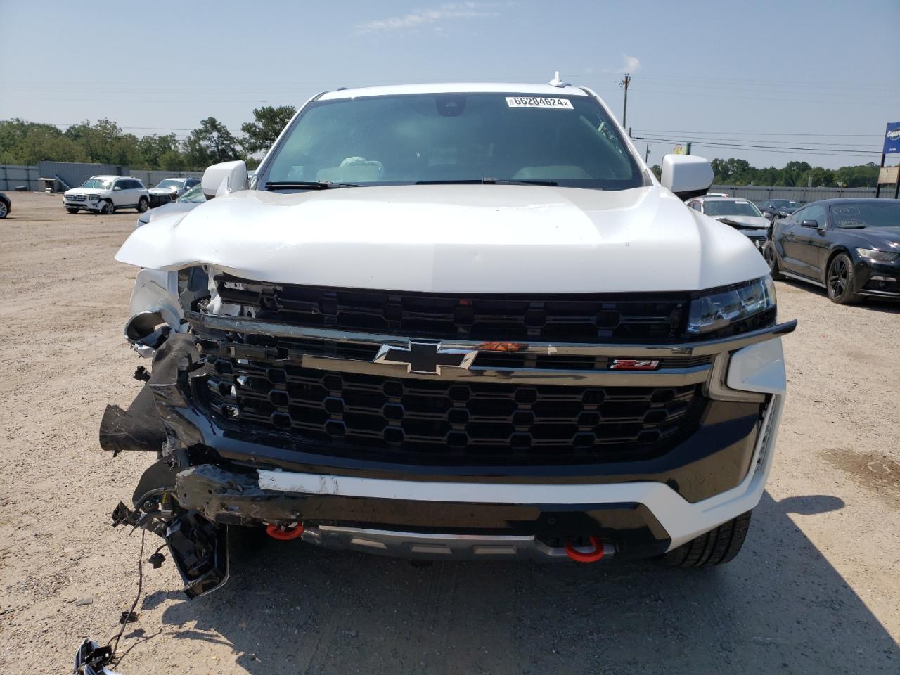 2022 Chevrolet Suburban VIN 1GNSKDKD6NR240268 Copart auction photo, front end damage thumbnail 5