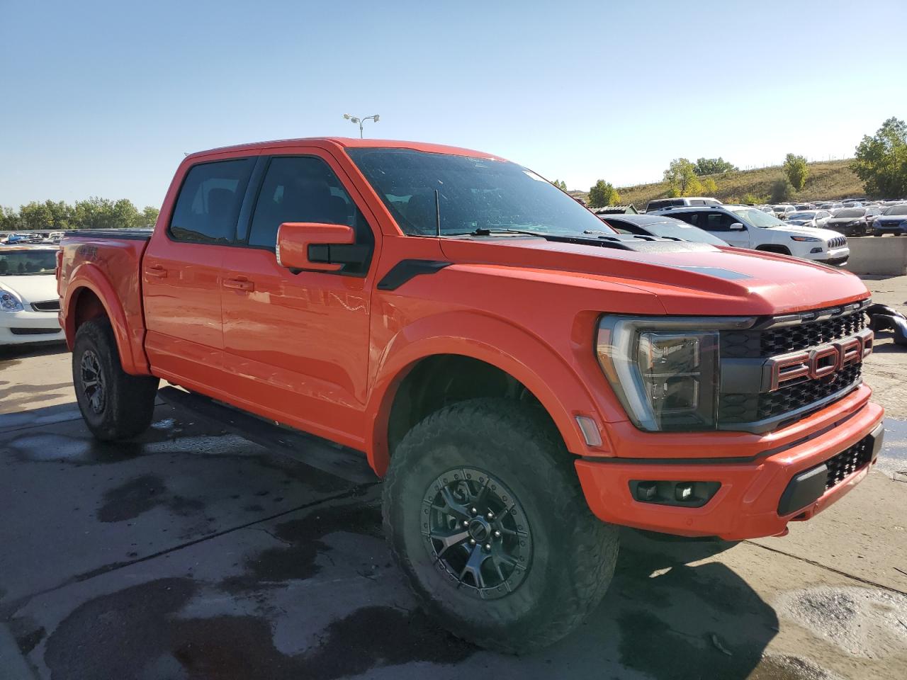 2022 Ford F-150 VIN 1FTFW1RG7NFA14772 Copart auction photo, side / top/roof damage thumbnail 4