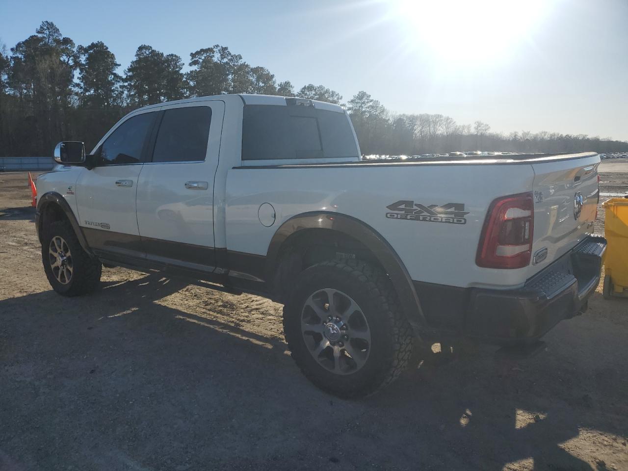2021 RAM 2500 VIN 3C6UR5GL6MG520314 Copart auction photo, front end / minor dent/scratches damage thumbnail 2