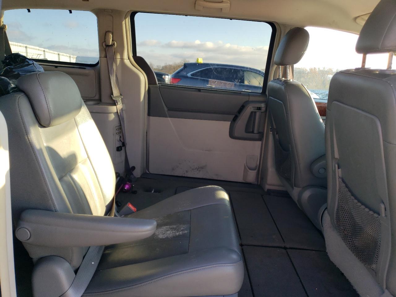 2009 Chrysler Town & Country VIN 2A8HR54129R512976 Copart auction photo, all over damage thumbnail 12