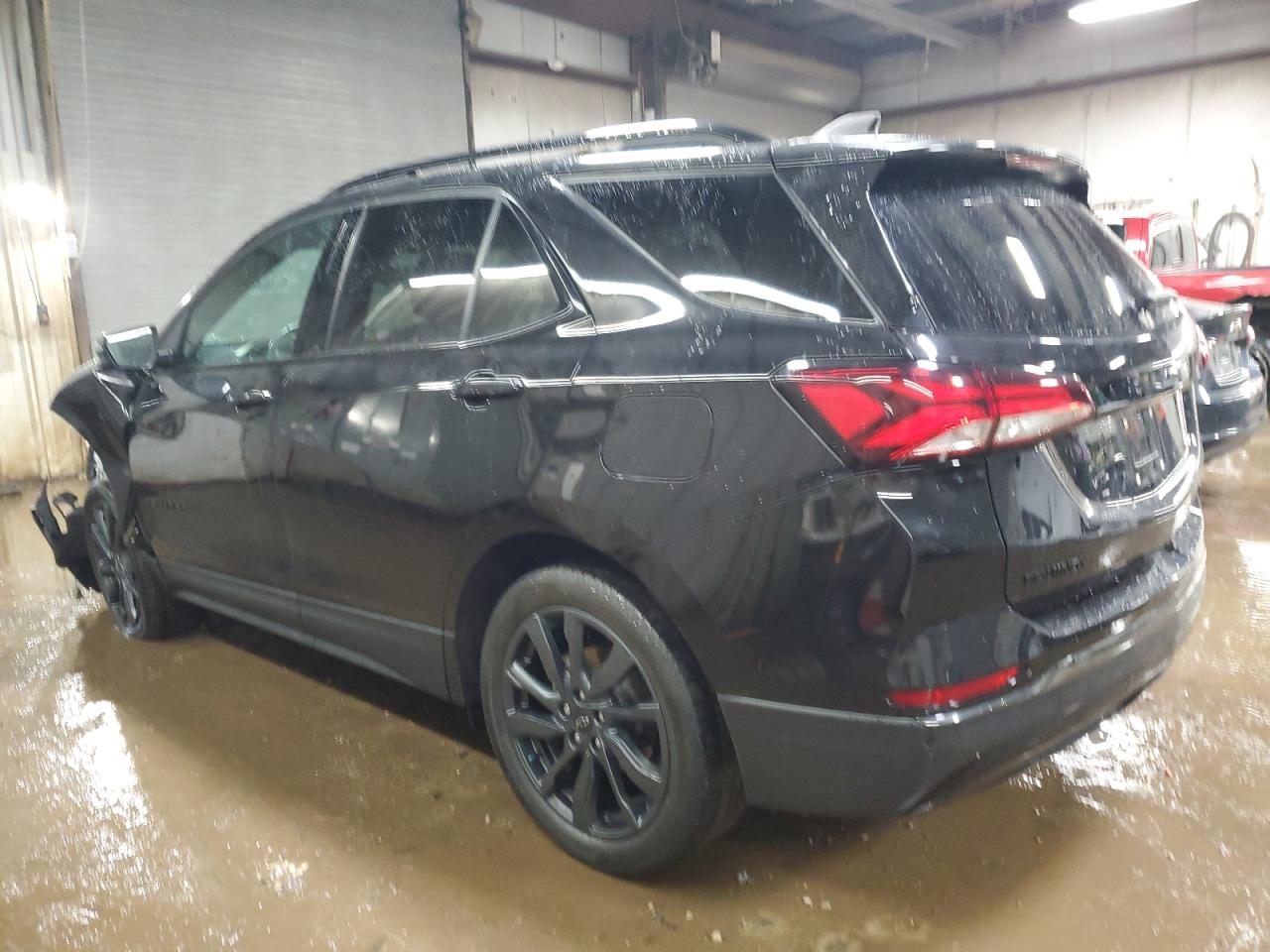 2022 Chevrolet Equinox VIN 2GNAXWEV5N6102584 Copart auction photo, front end / side damage thumbnail 2