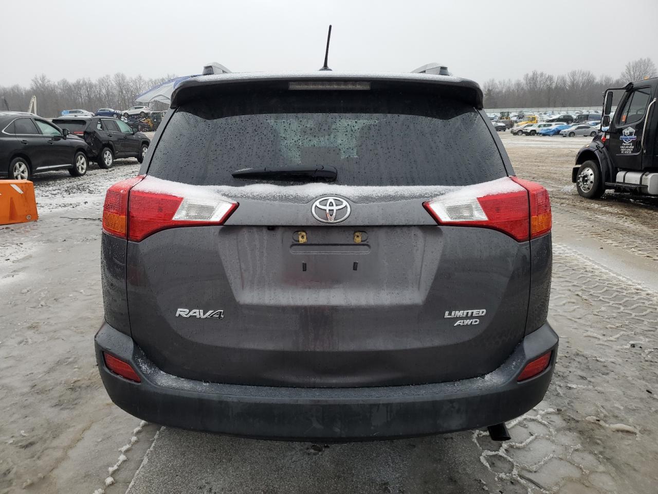 2015 Toyota RAV 4 VIN 2T3DFREV5FW398528 Copart auction photo, front end damage thumbnail 6