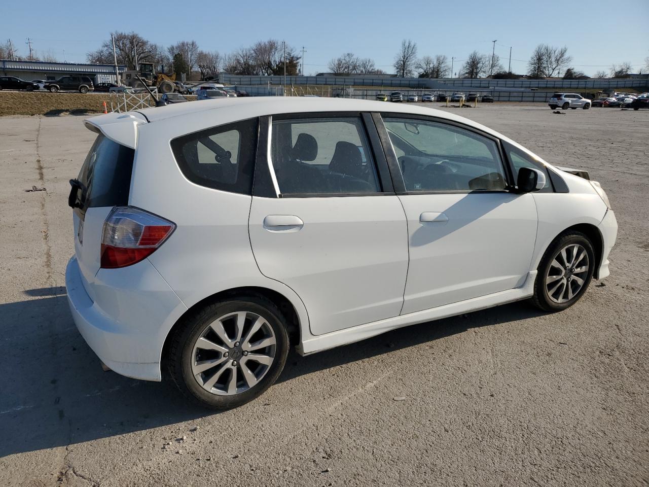 2013 Honda Fit VIN JHMGE8H53DC071081 Copart auction photo, front end damage thumbnail 3