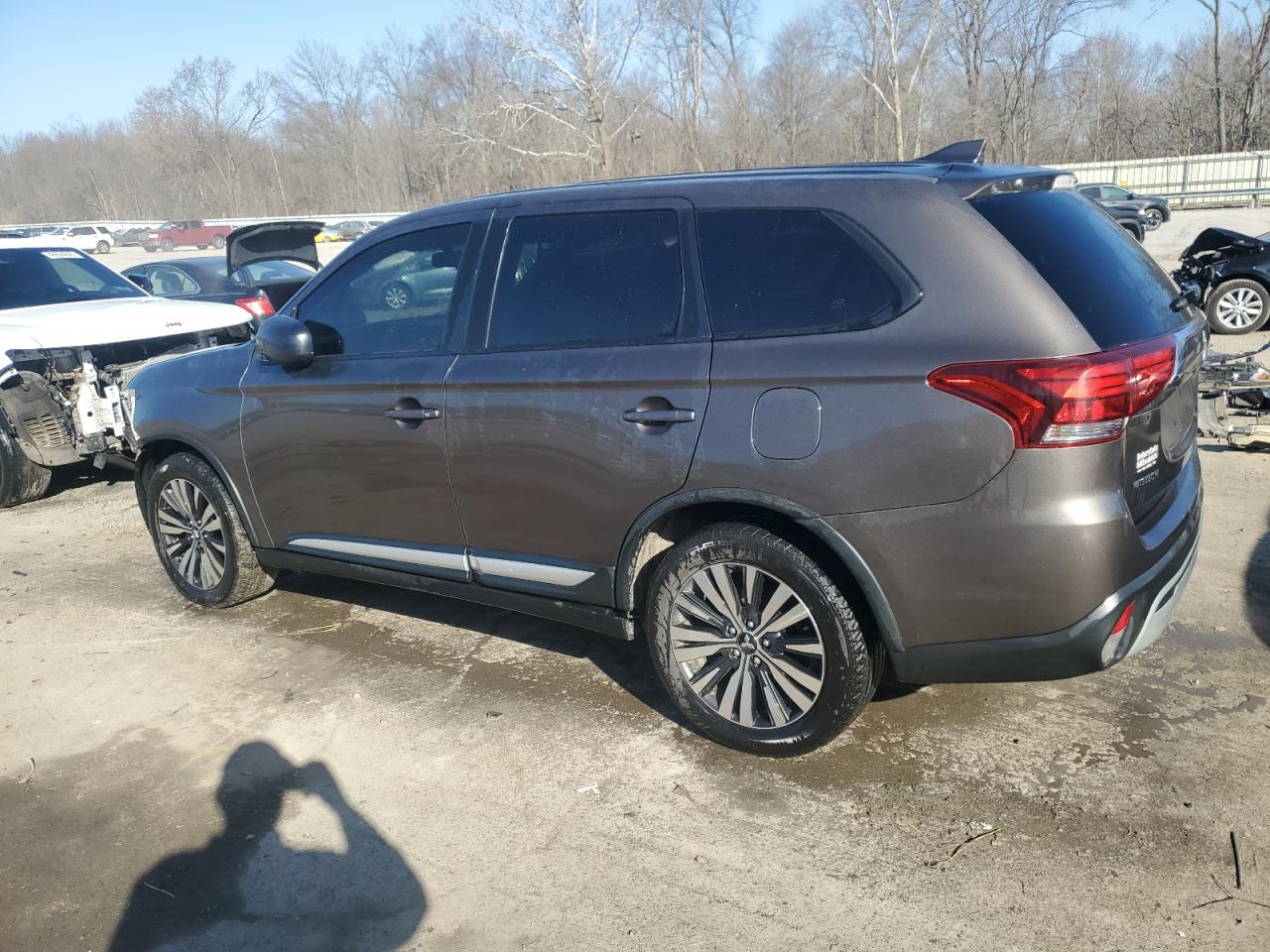 2019 Mitsubishi Outlander VIN JA4AD2A39KZ009043 Copart auction photo, front end damage thumbnail 2