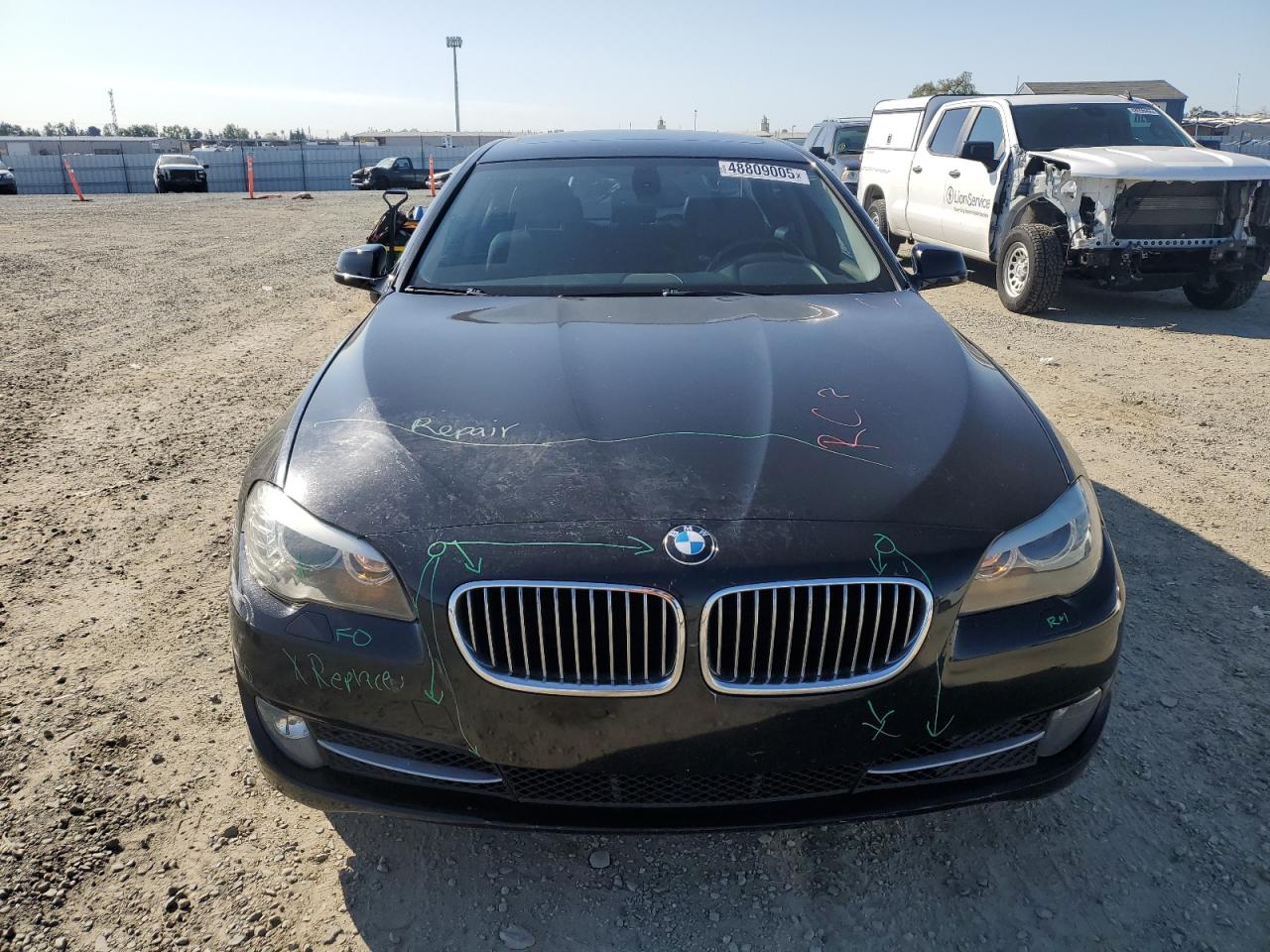 2011 BMW 5er VIN WBAFR1C5XBC740022 Copart auction photo, front end damage thumbnail 5