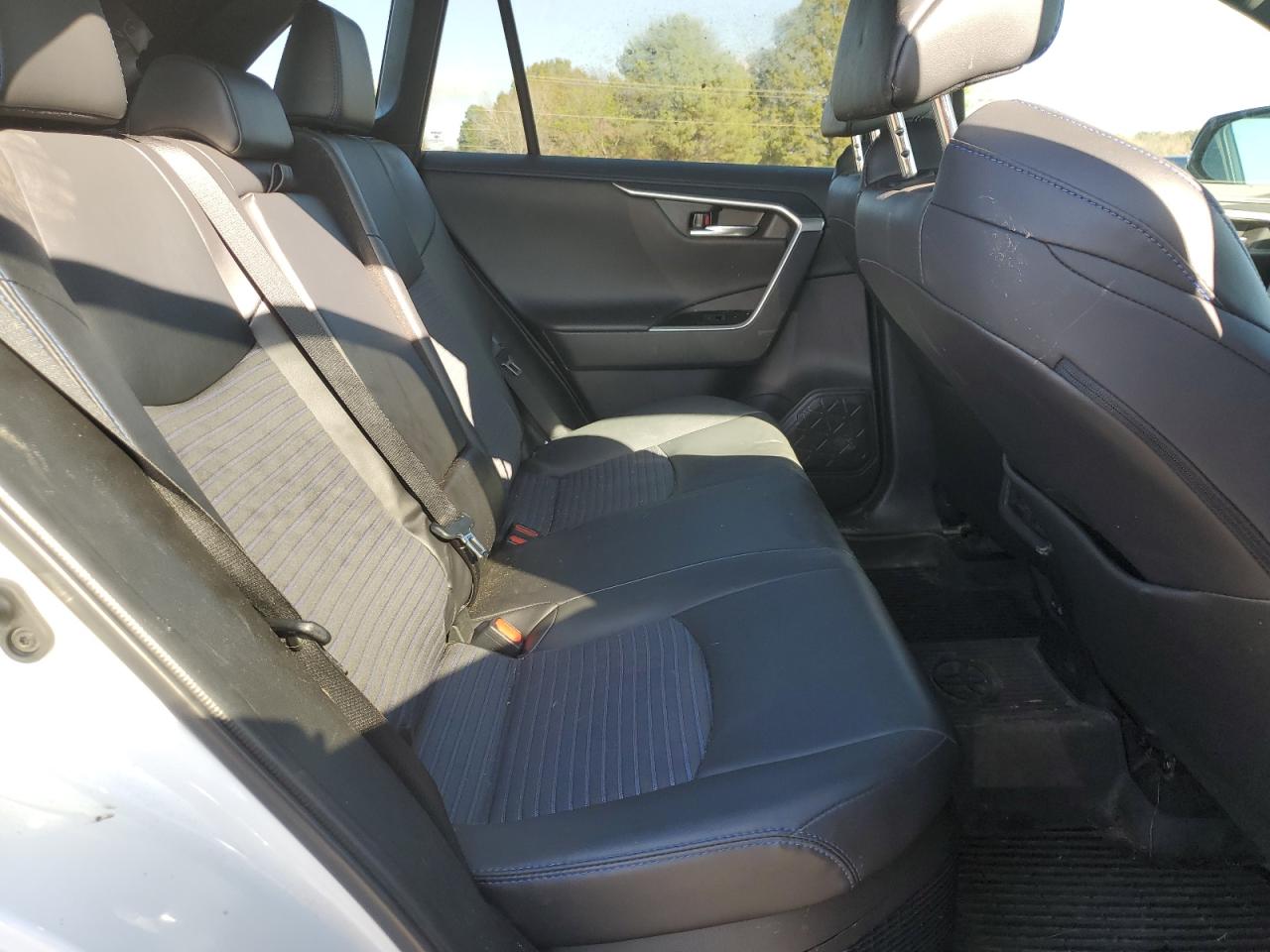 2022 Toyota RAV 4 VIN 2T3E6RFV8NW030166 Copart auction photo, front end / rejected repair damage thumbnail 11