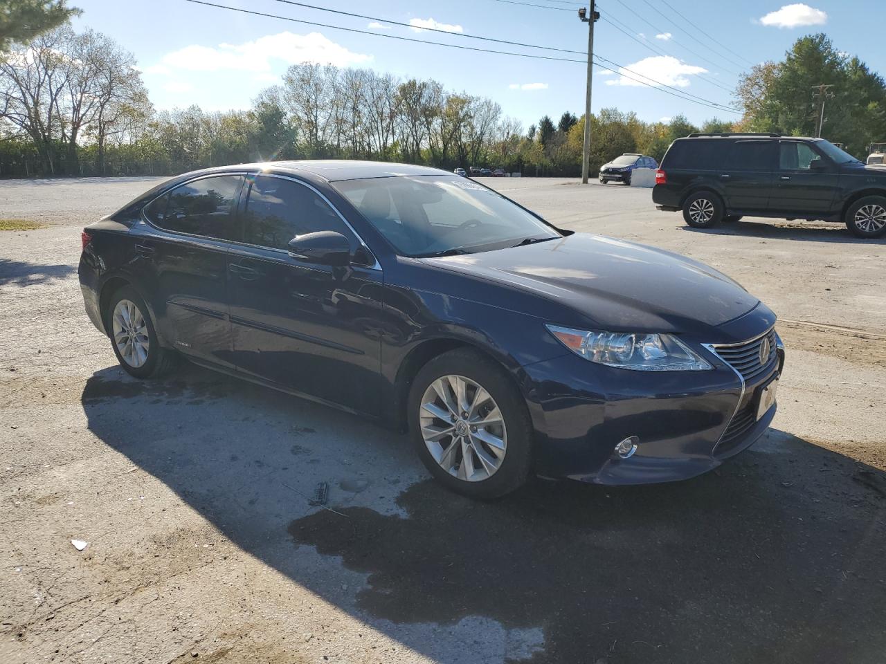 2014 Lexus ES VIN JTHBW1GG1E2072321 Copart auction photo, normal wear / minor dent/scratches damage thumbnail 4