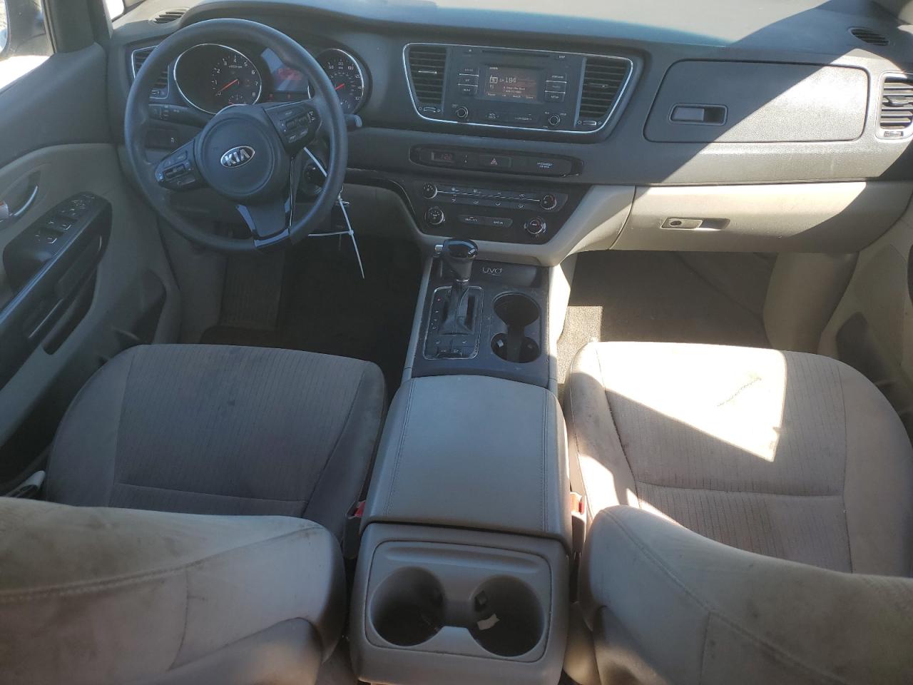 2016 KIA Sedona VIN KNDMB5C18G6131679 Copart auction photo, front end / minor dent/scratches damage thumbnail 8