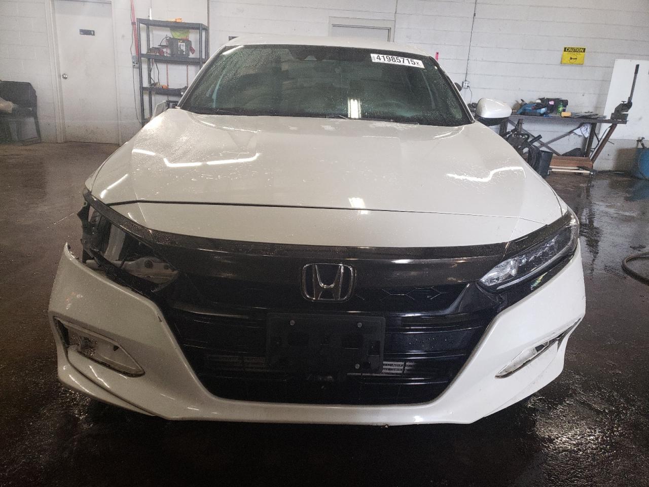 2019 Honda Accord VIN 1HGCV1F31KA052466 Copart auction photo, side / front end damage thumbnail 5